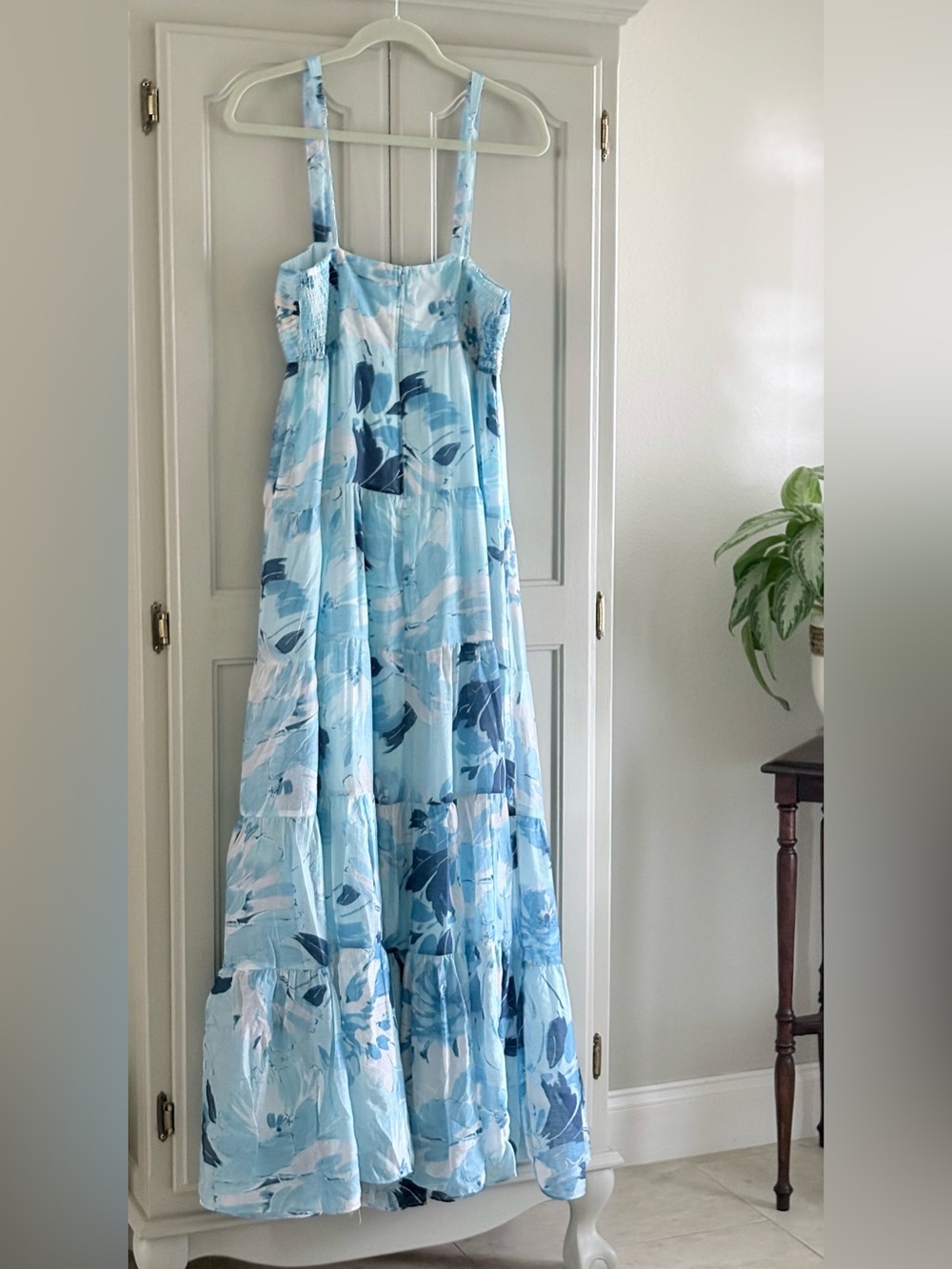 Abercrombie & Fitch Blue Floral Tiered Ruched Empire Waisted Maxi Dress Size M - Picture 10 of 13